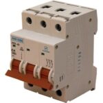 فیوز مینیاتوری سه فاز 4 آمپر پارس فانال مدل C4